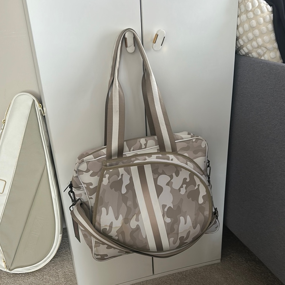 Nude Camouflage tennis Tote Bag with Stripes